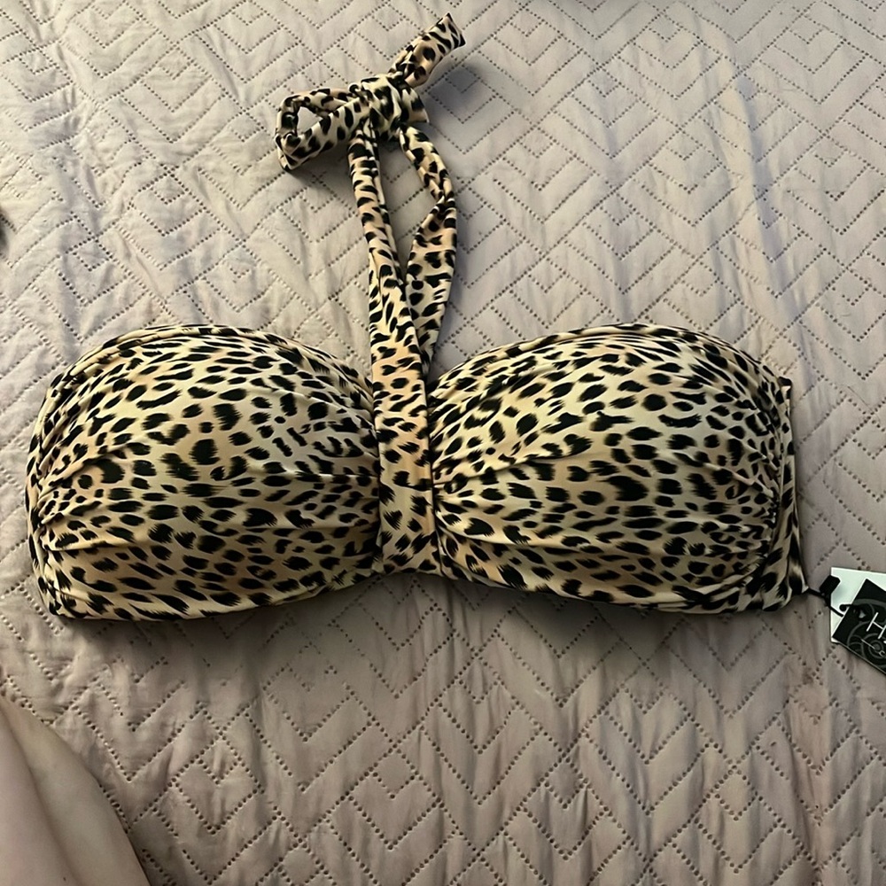 Bathing suit top NWT